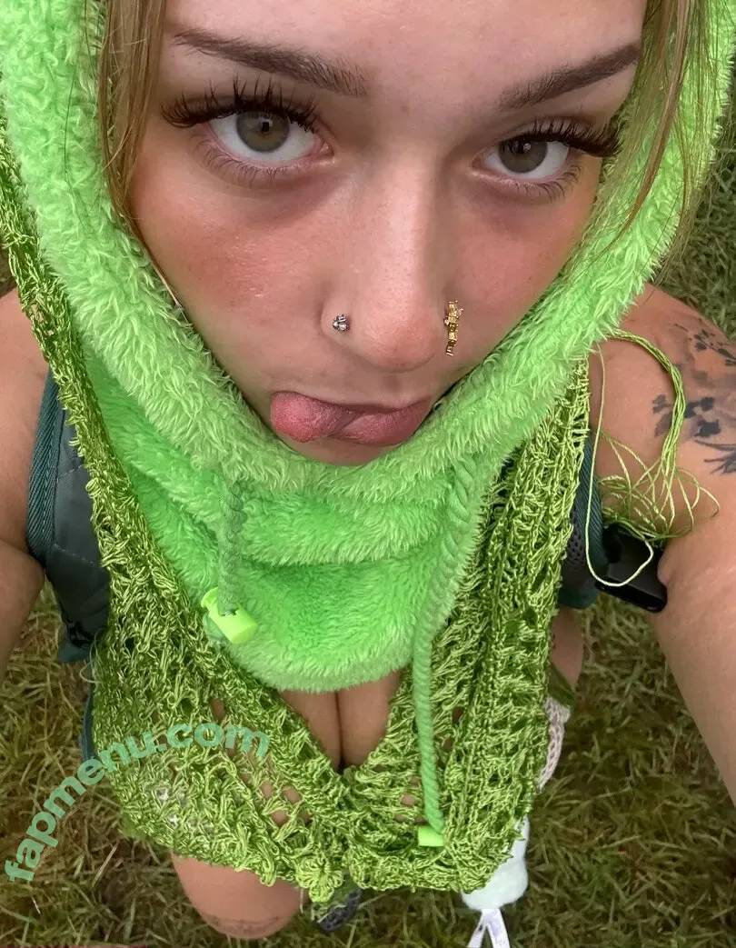 desi.flora nude photo #0077 (desi.f1ora)