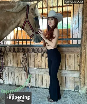  nude photo #0008
