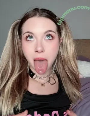 Dessyyc Dessy / dessyyc / oxdessyxo nude photo #0004