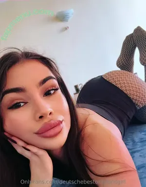 deutschebestonlyfansgirl / germanybestgirls nude photo #0004