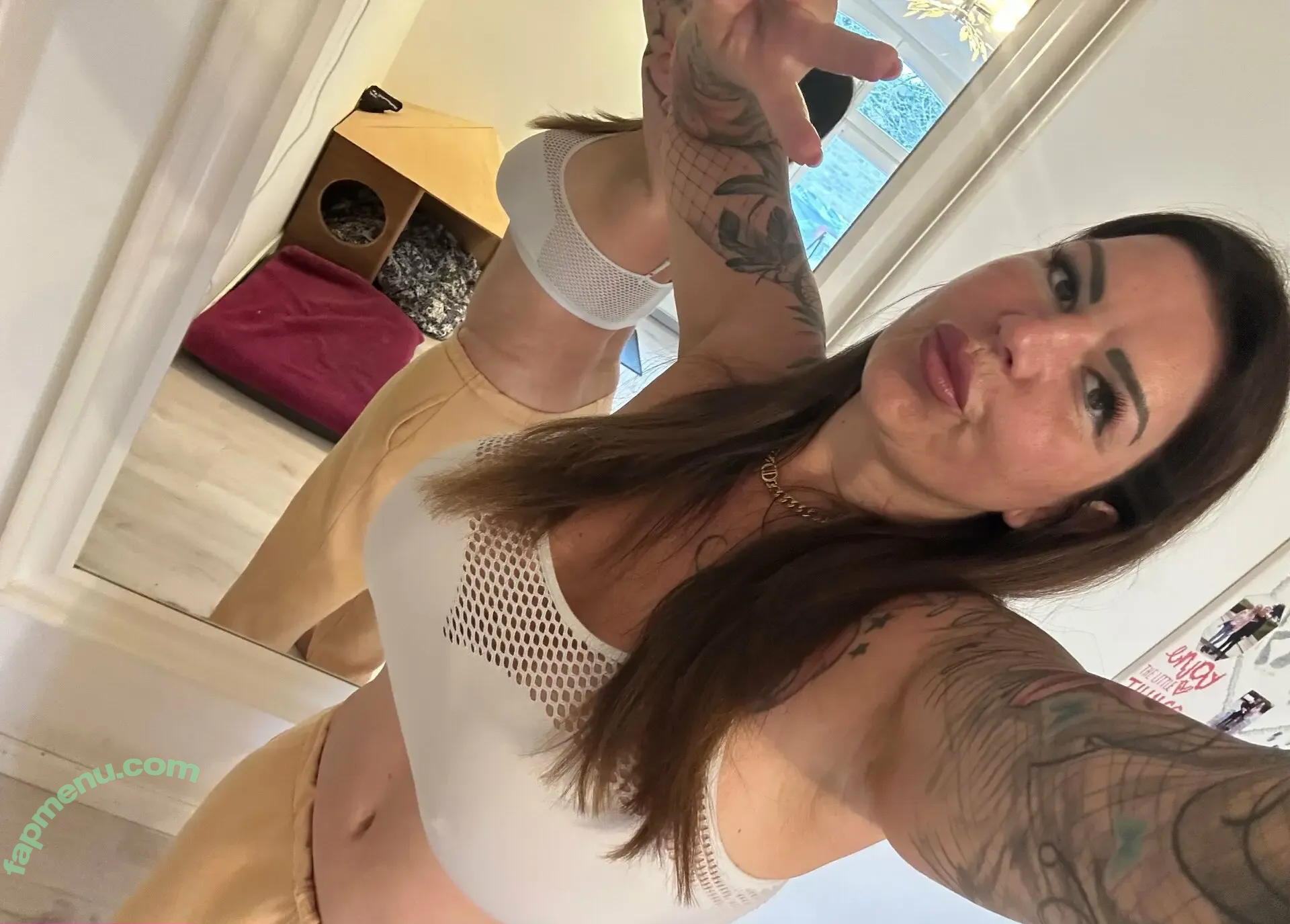 deutscheonlycreators nude photo #0020 (deutscheonlycreators)