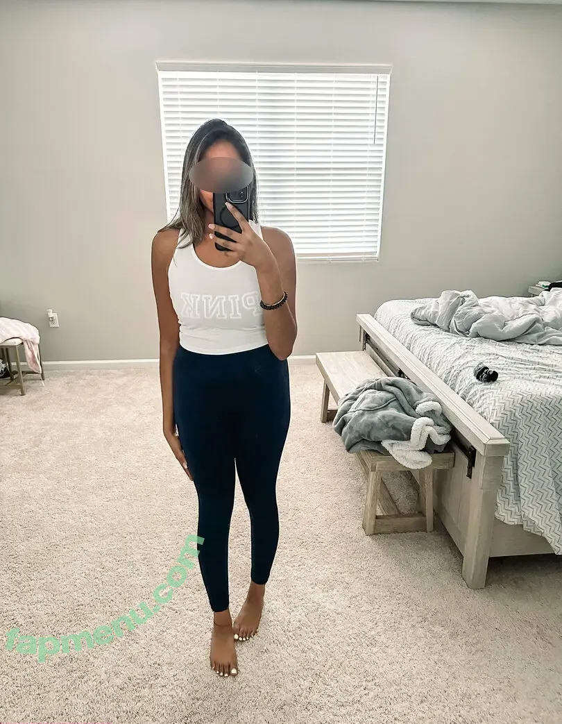 devandpri nude photo #0004 (devandpri)