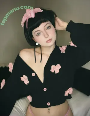  nude photo #0005