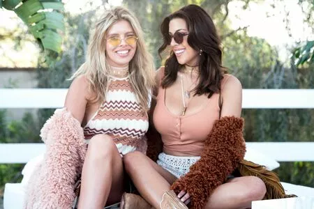Devin Brugman / Natasha Oakley / devinbrugman nude photo #0908
