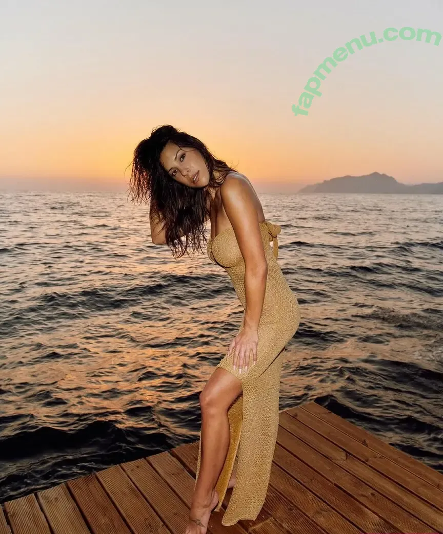 Devin Brugman nude photo #1559 (Natasha Oakley / devinbrugman)