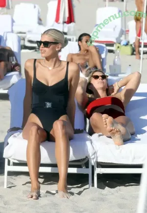 Devon Windsor / devwindsor nude photo #0015