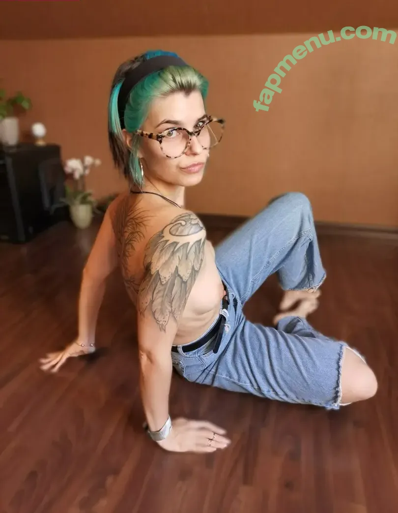Dexia nude photo #0237 (dex_ter_is_ / iamdexia / iamdexia2)