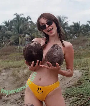  nude photo #0001