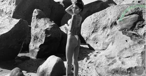  nude photo #0002