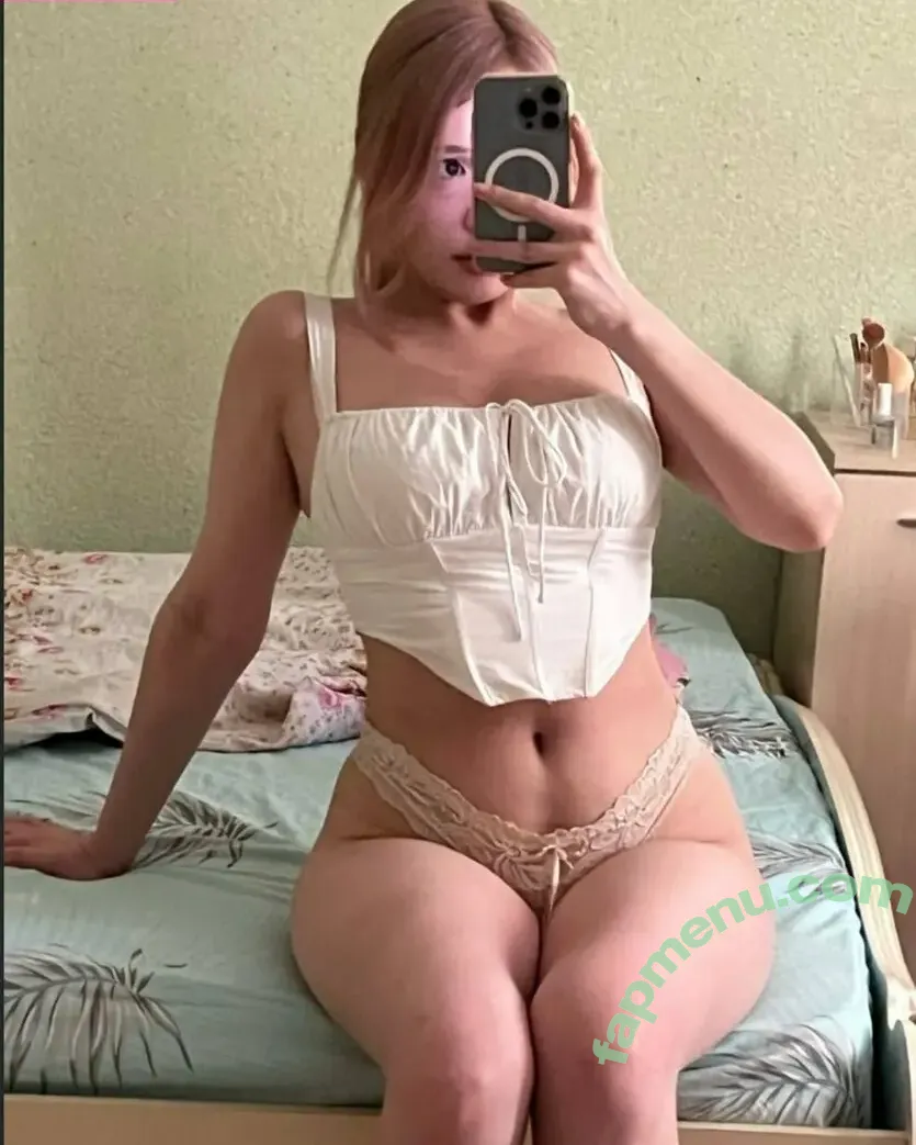 didaenerys nude photo #0032 (daenerystargaryenqueen)