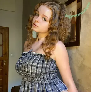 didichop / Chopdidi / CosmicLullabyy / sayidat_tawil_wa_tabkh nude photo #0049