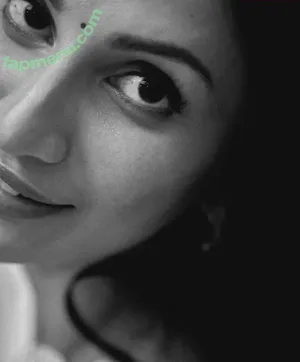 Diksha J Singh / dikshajsingh nude photo #0084