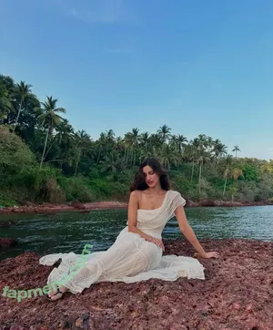 Diksha J Singh / dikshajsingh nude photo #0091