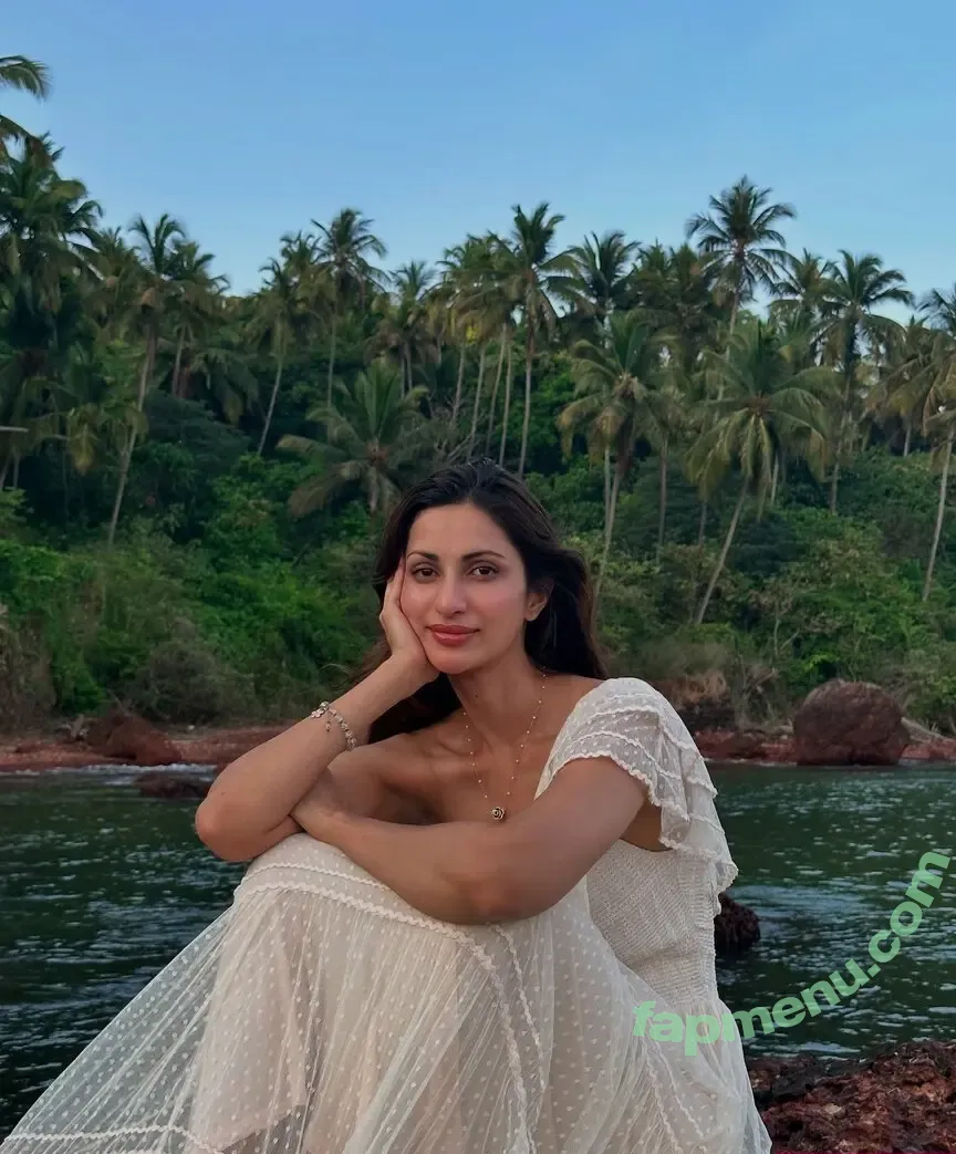 Diksha J Singh nude photo #0092 (dikshajsingh)