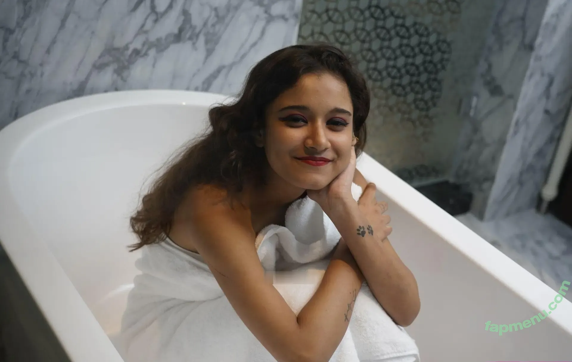 Dimple Chatterjee nude photo #0044 (bliss_xd / devil_in_barbie)