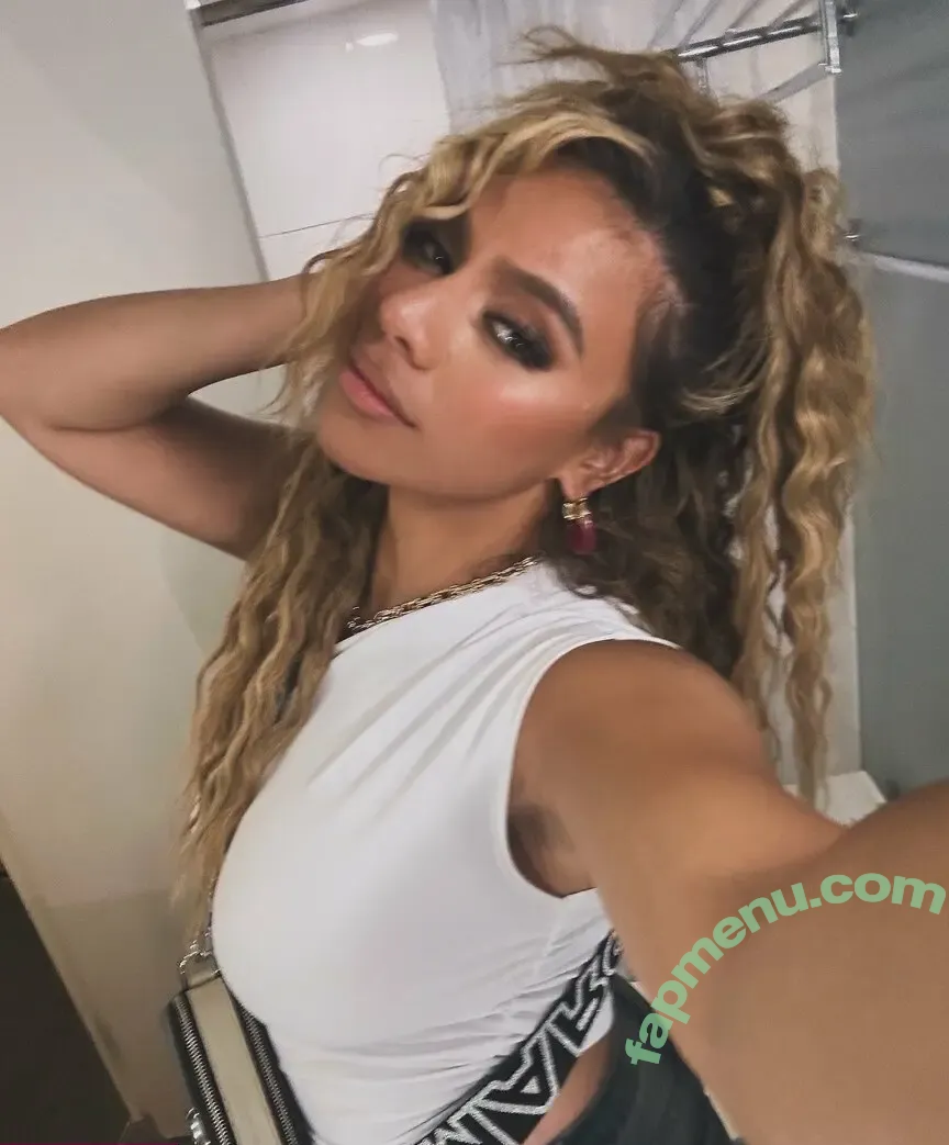Dinah Jane nude photo #0019 (Dinah Jane)