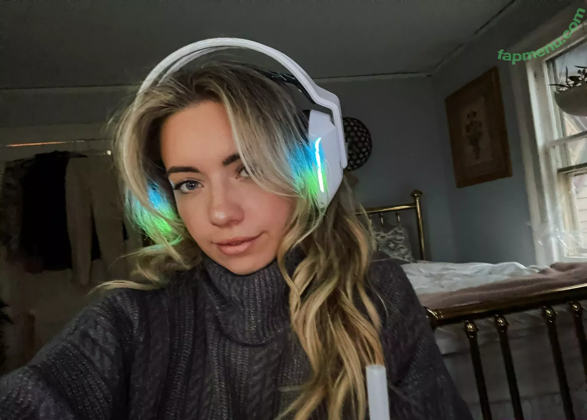 Dinglederper nude photo #0242 (Tori Deepfakes)