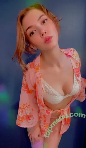  nude photo #0023