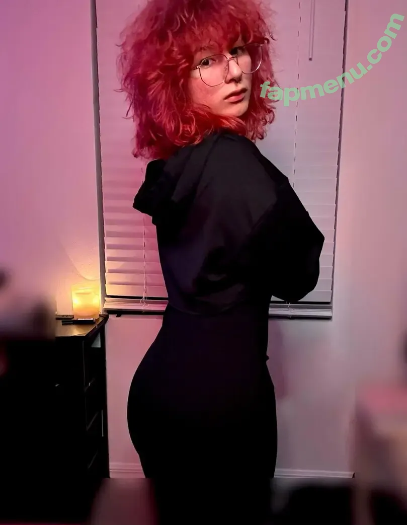 dinonuggetss nude photo #0021 (dinonuggies / yummydinobuddies)