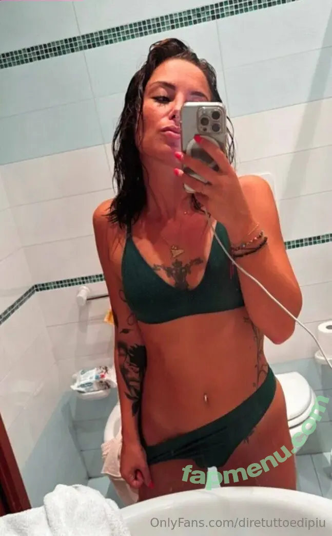 diretuttoedipiu nude photo #0291 (diretuttoedipiu)