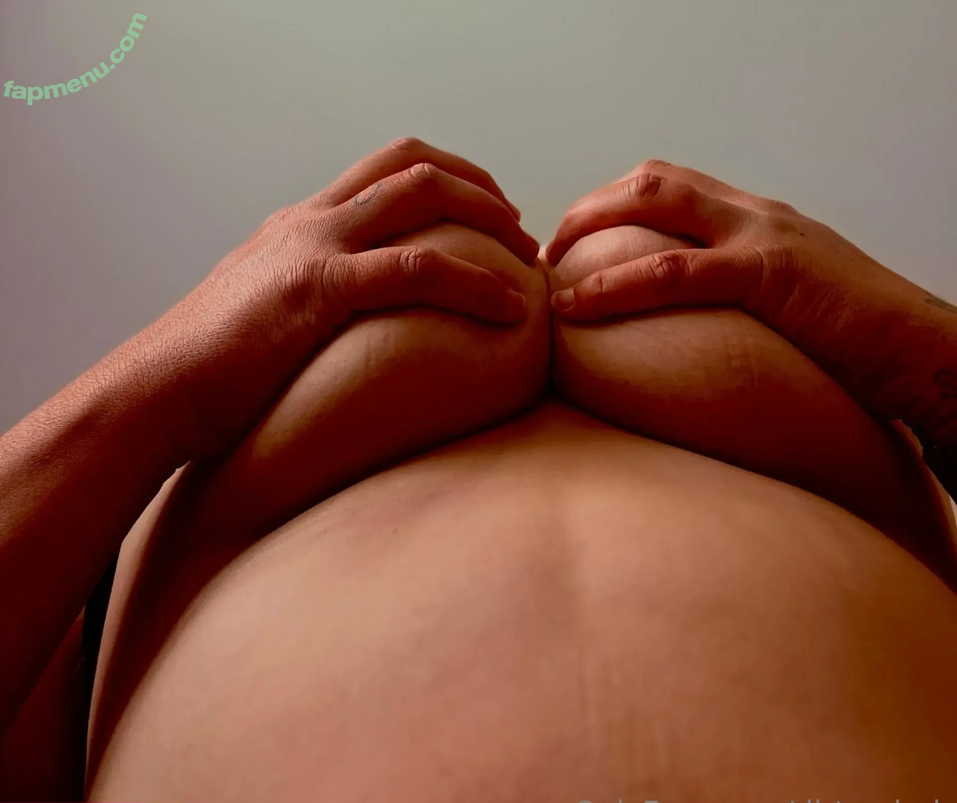 dirtymirah nude photo #0032 (dirtymirah)