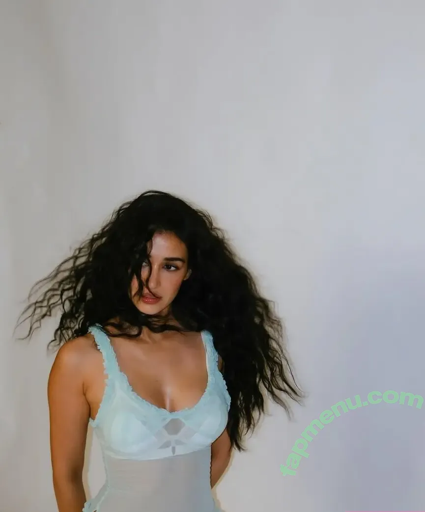 Disha Patani nude photo #0388 (Paatni / dishapatani / dishpatani)