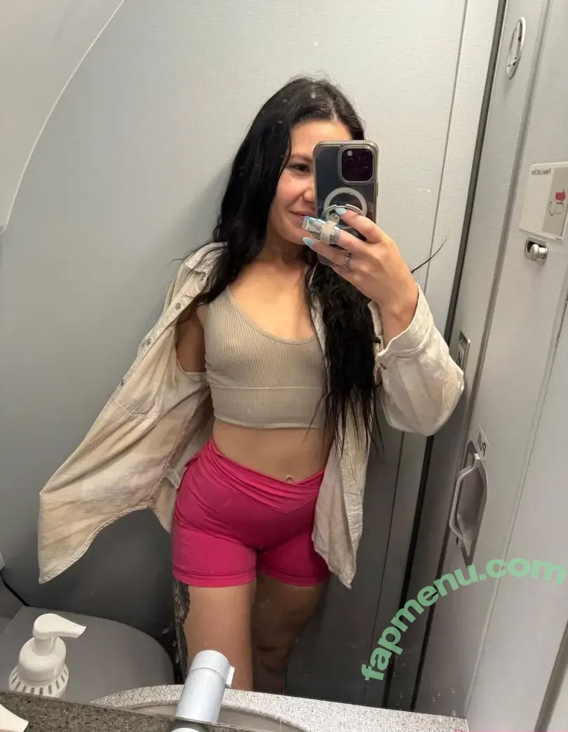 disneyyrose13 nude photo #0095 (disneyy13rose)