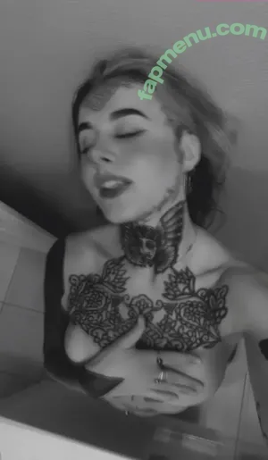 nude photo #0003