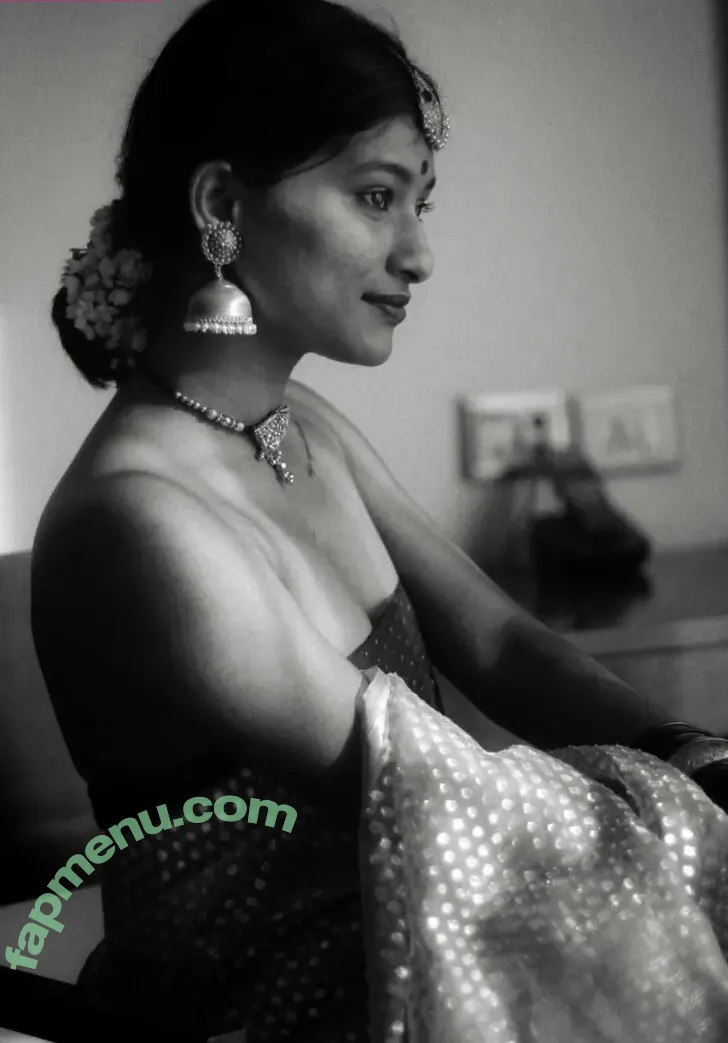 Divya Muraleedharan nude photo #0013 (Divz_muralee / Sigo_aprendiendo / Touche_esthetique)