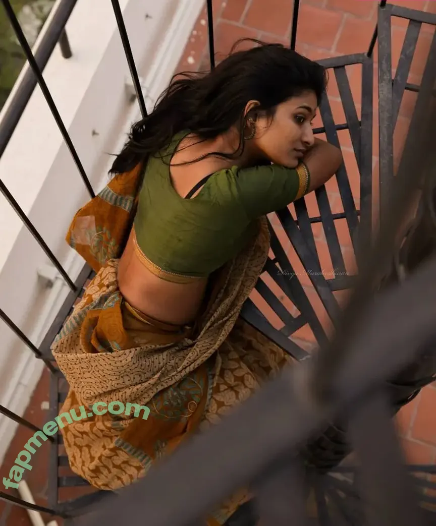 Divya Muraleedharan nude photo #0015 (Divz_muralee / Sigo_aprendiendo / Touche_esthetique)