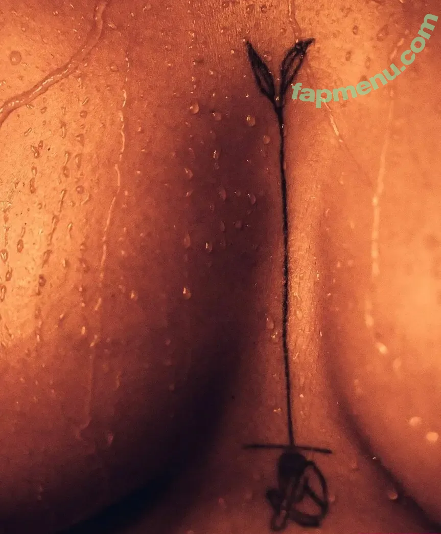 Divya Muraleedharan nude photo #0019 (Divz_muralee / Sigo_aprendiendo / Touche_esthetique)