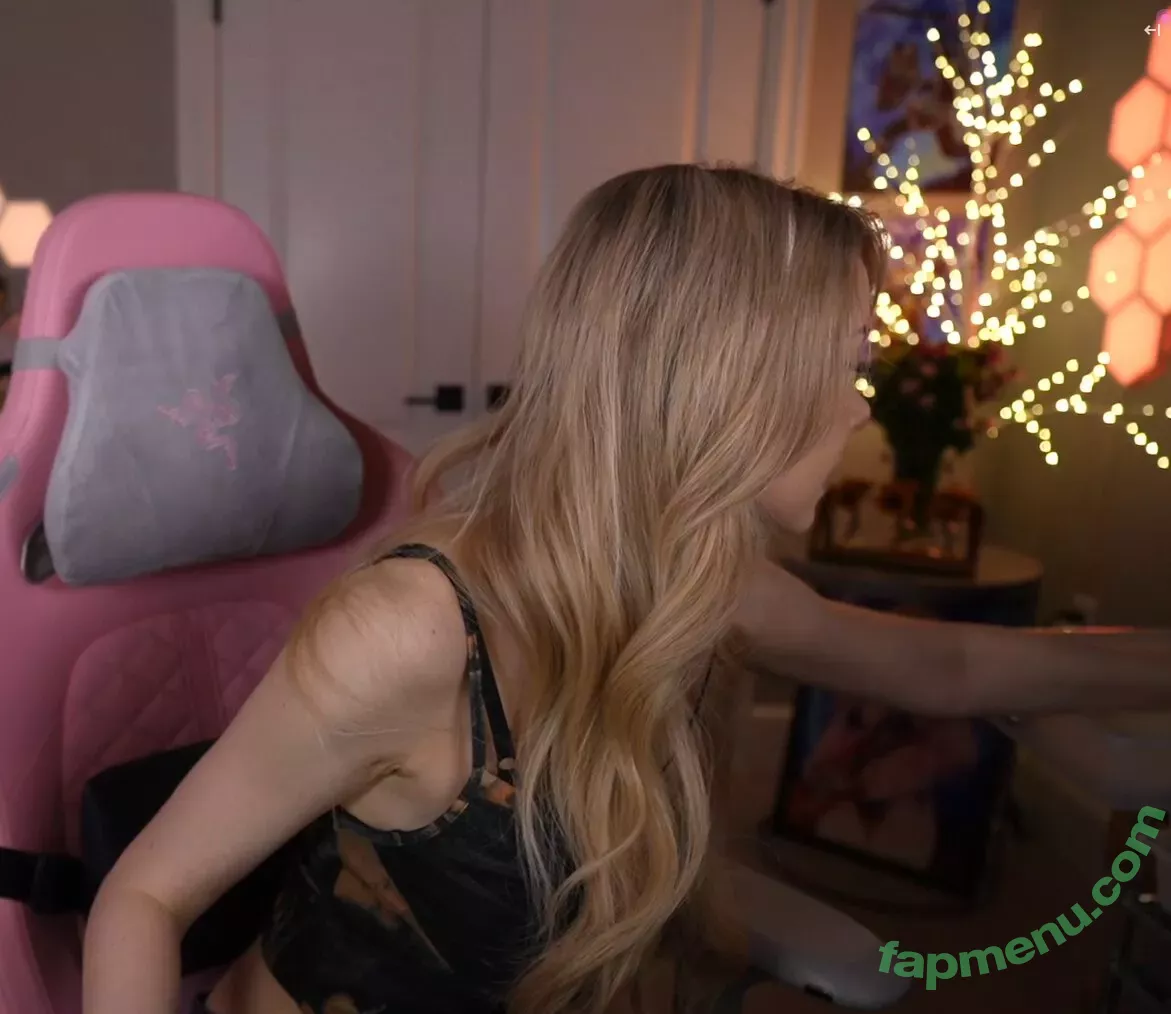 Dizzykitten nude photo #1358 (dizzykitten7 / dizzykittenpaws / thedizzykitten)