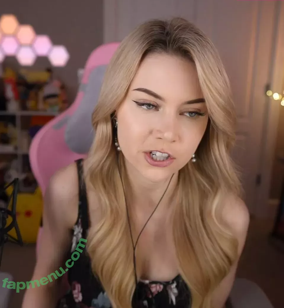 Dizzykitten nude photo #1411 (dizzykitten7 / dizzykittenpaws / thedizzykitten)