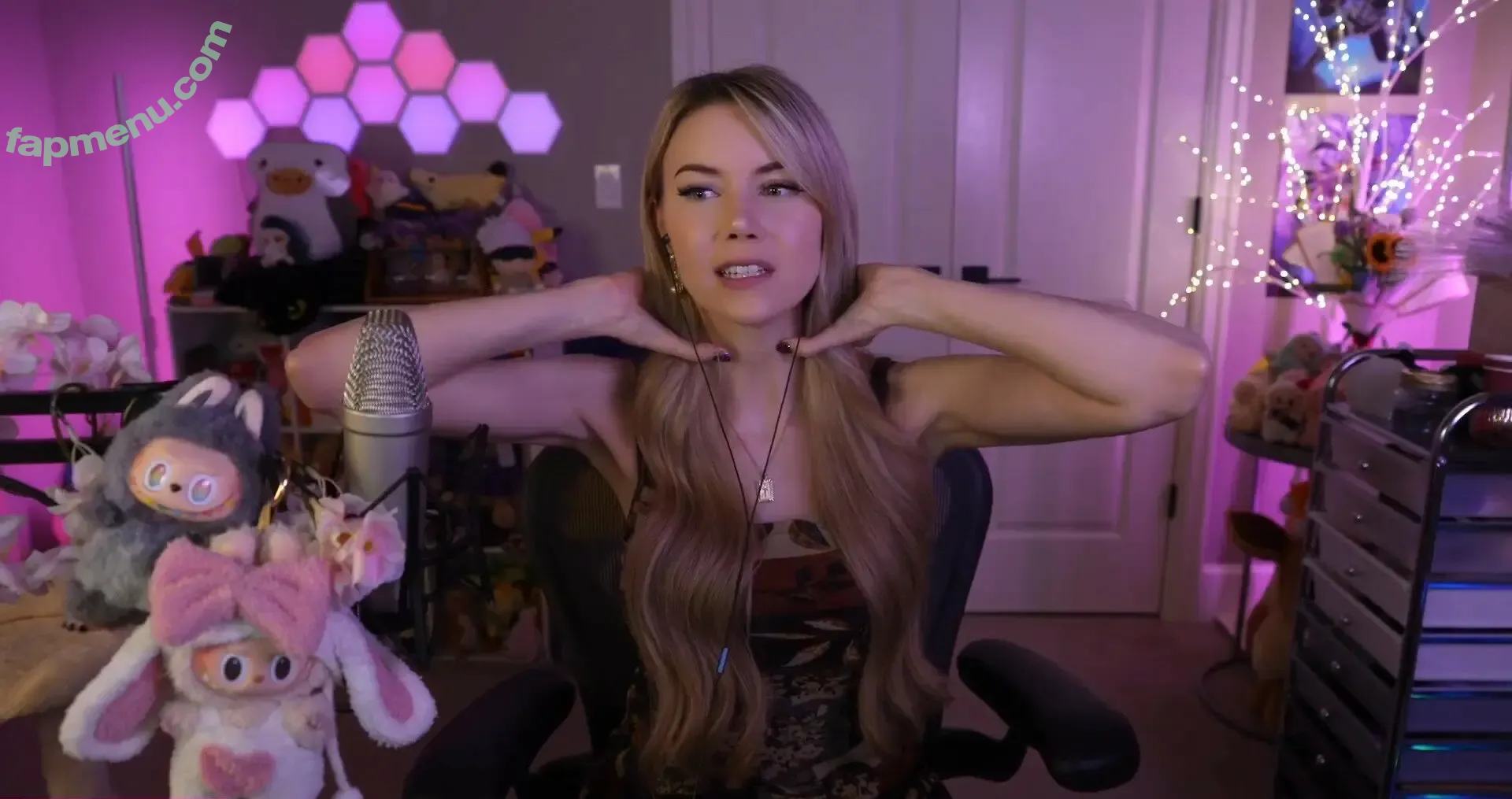 Dizzykitten nude photo #2529 (dizzykitten7 / dizzykittenpaws / thedizzykitten)