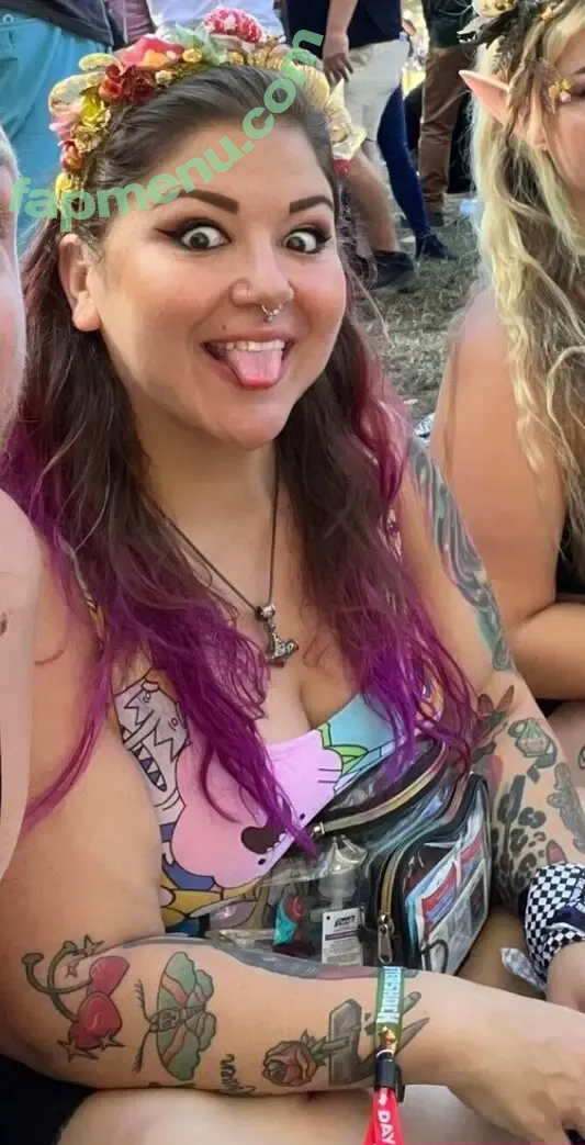 dizzytypebroad nude photo #0007 (thedizzykitten)