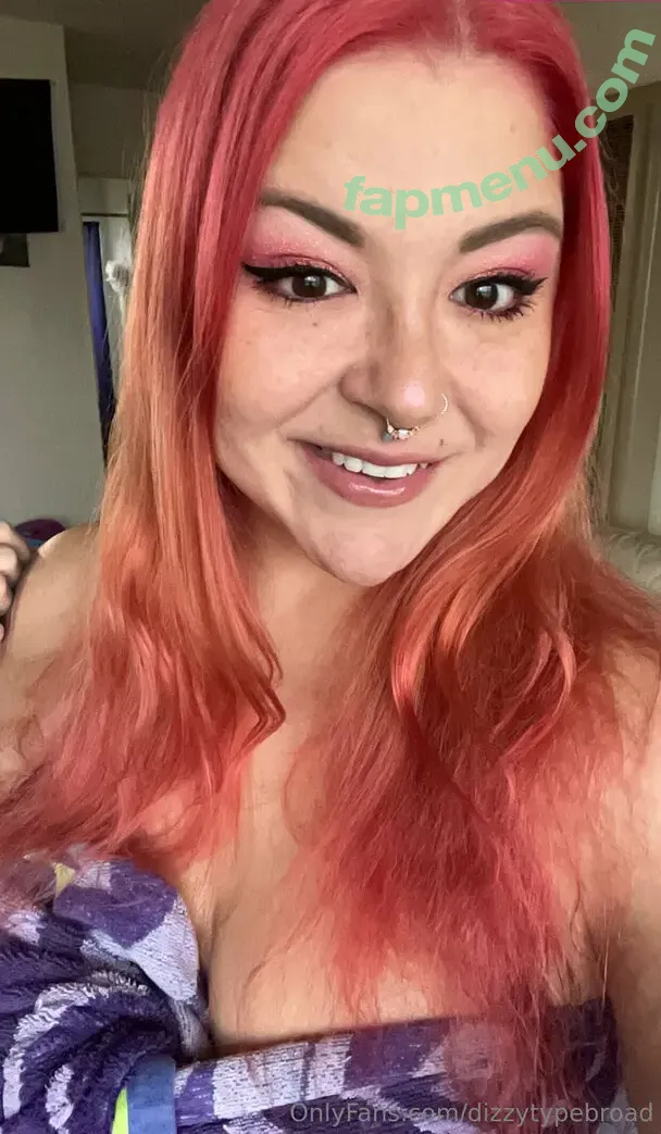 dizzytypebroad nude photo #0009 (thedizzykitten)