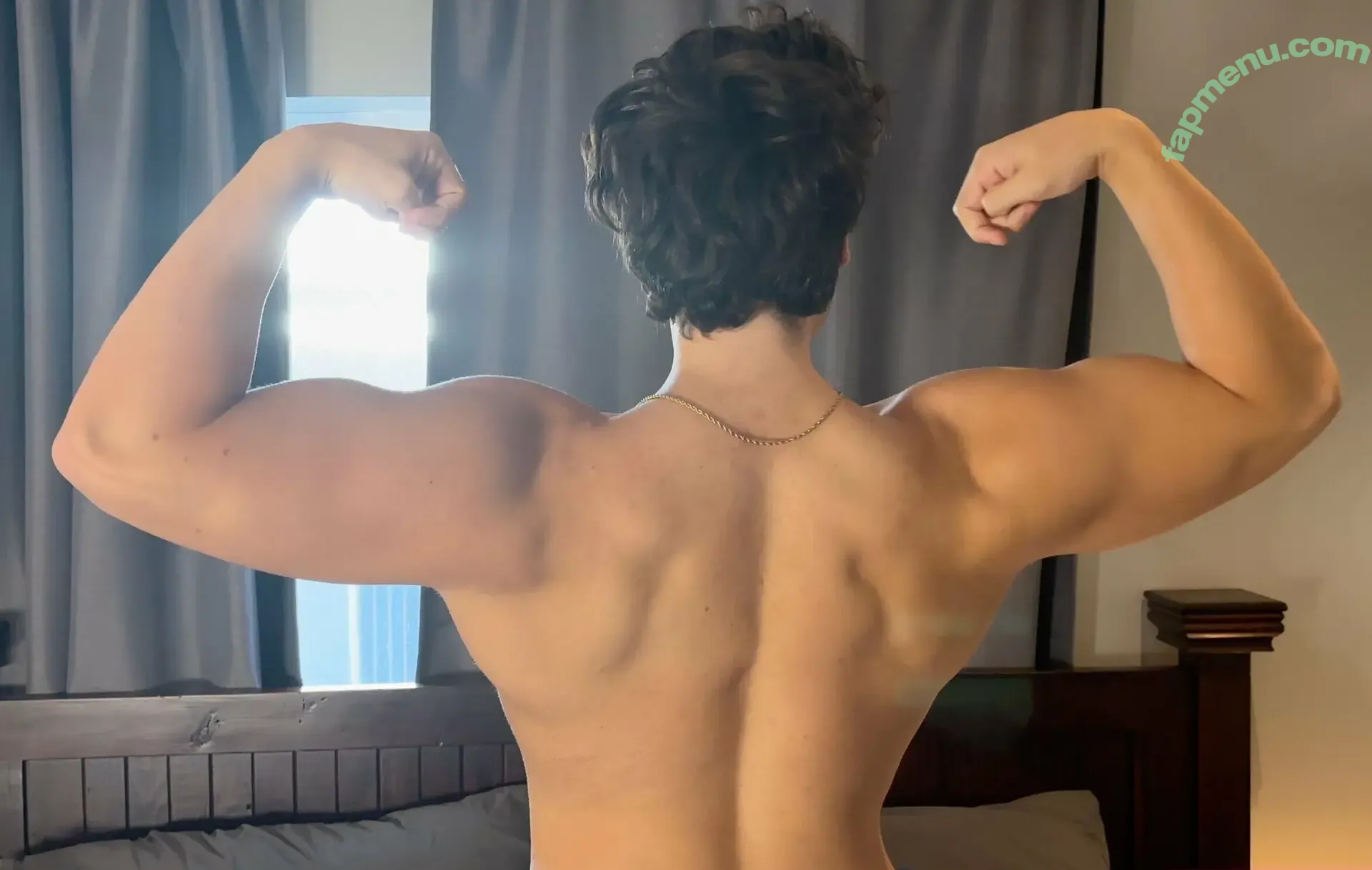 djguyruben nude photo #0154 (djguyruben)