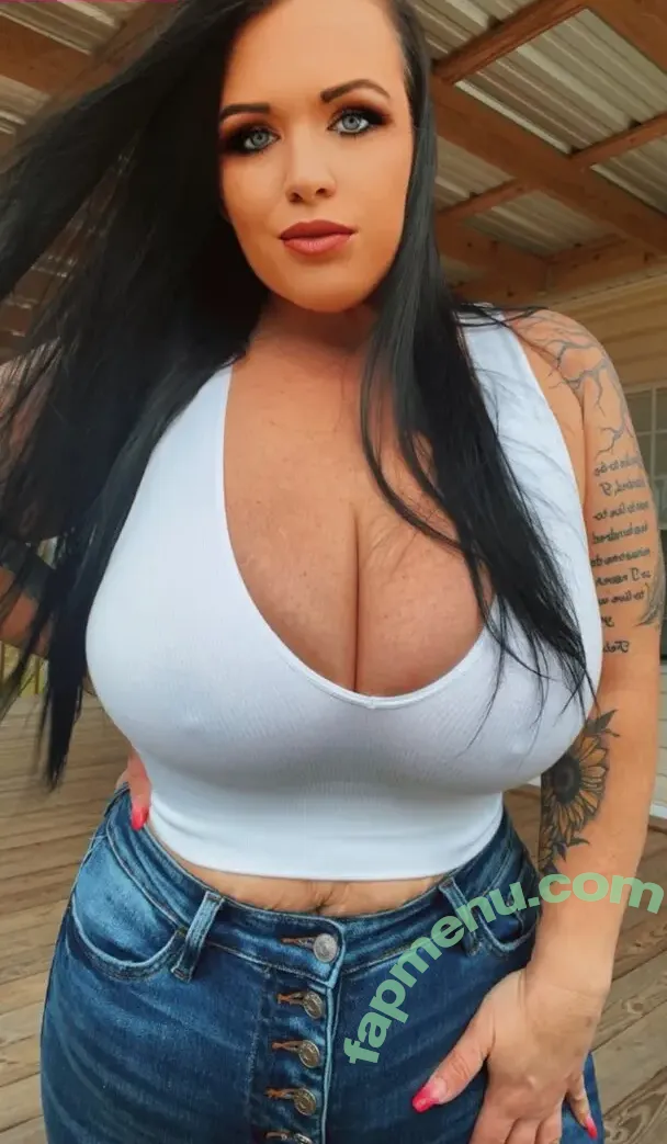 Dktattedmomma nude photo #0013 (dk.tattedmomma / dk.tattedmomma02)