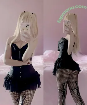 Dollfault nude photo #0001