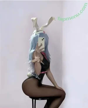 Dollfault nude photo #0002