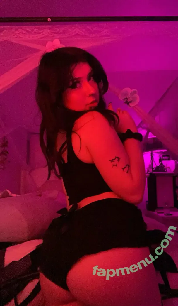 dollygraveee nude photo #0010 (dollygraveee)