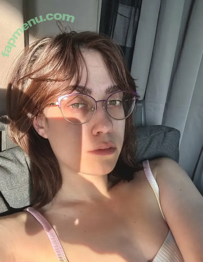 dollylol nude photo #0087 (diabolic_dolly / dollybxbyy)