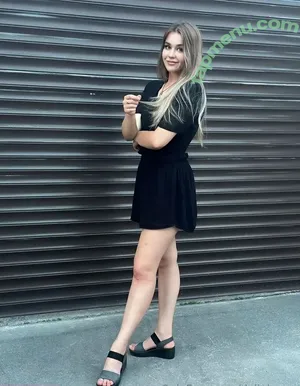  nude photo #0008