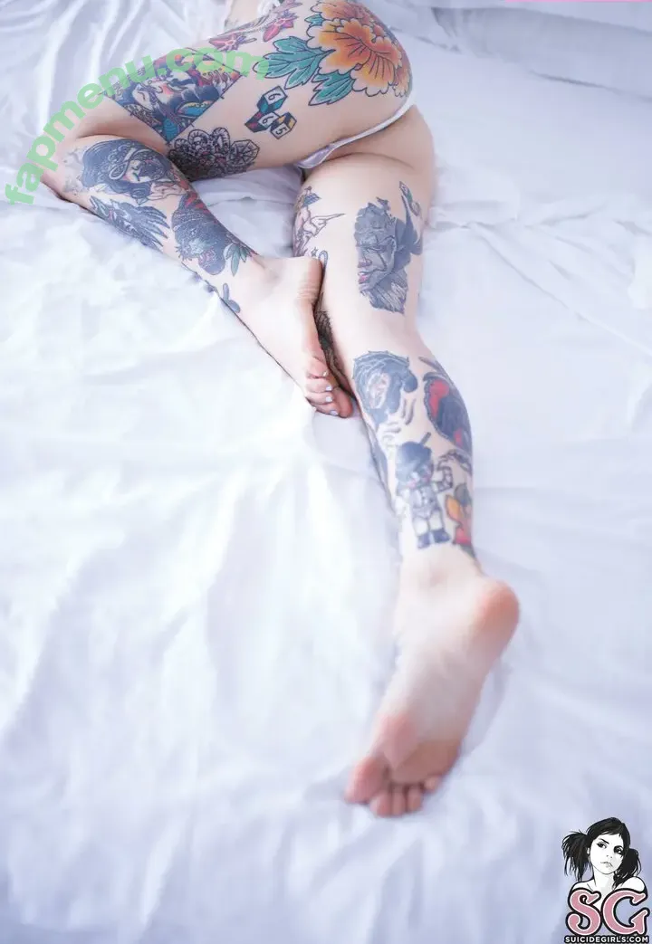 Domino_harvey nude photo #0019 (the_domino_harvey)