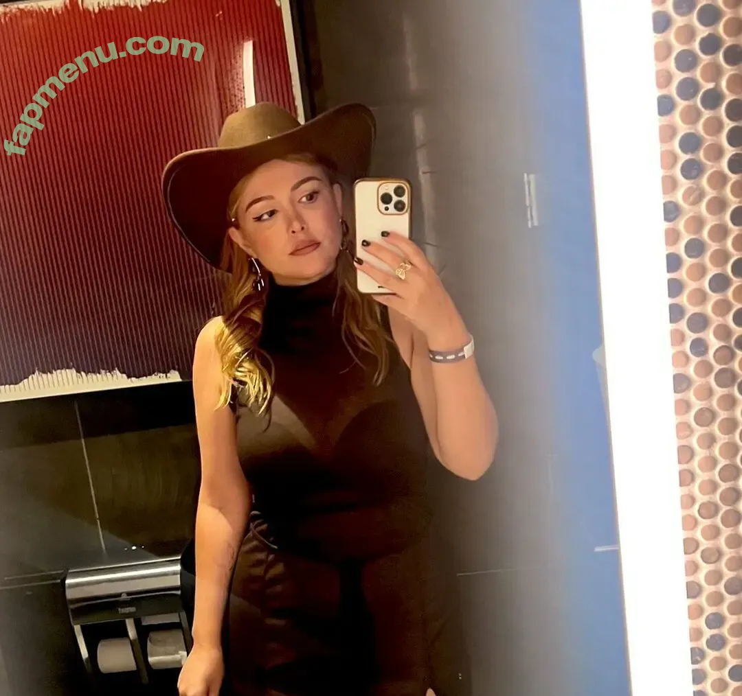 donacsgo nude photo #0006 (DonaSpock / donaCS)