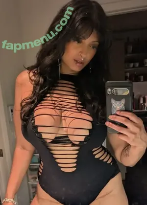 doomergal / Anyana nude photo #0008