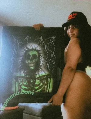 Doomvana nude photo #0015