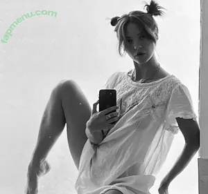 Dora Jar / dorajar_ nude photo #0004