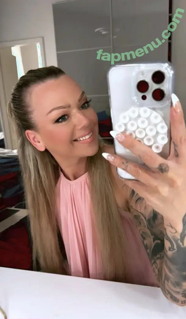 doreensteinertvip nude photo #0070 (reenofficialmusic)