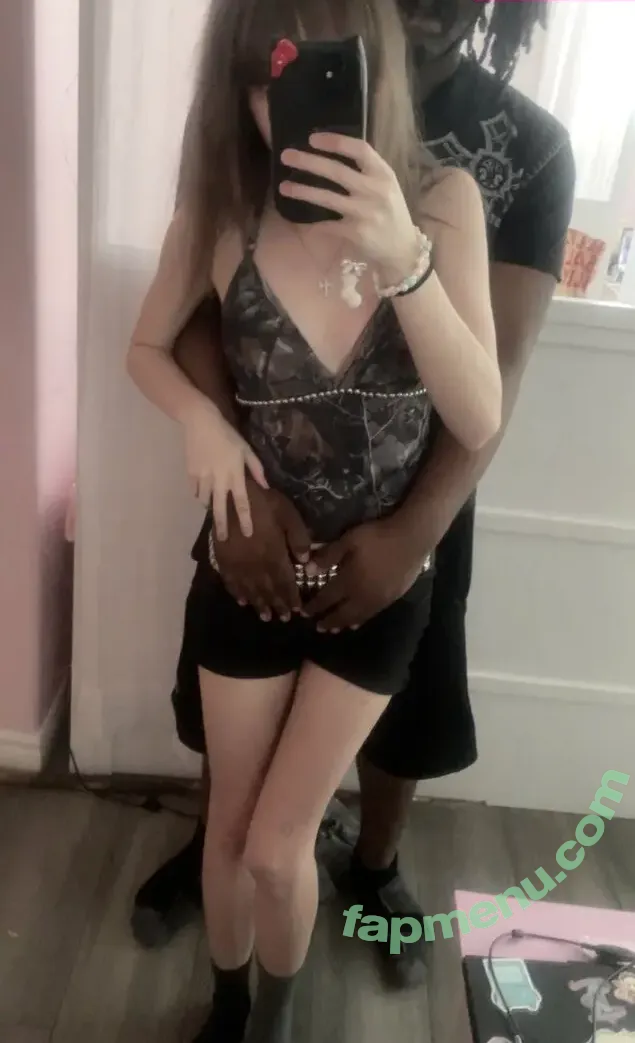 doublekcryystals nude photo #0009 (doublekcryystals)